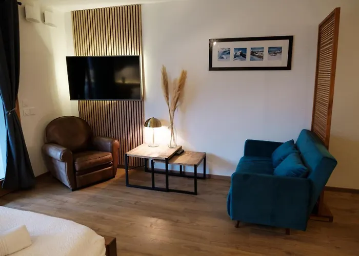 Residence Emeraude - Centre Village - Aravistour